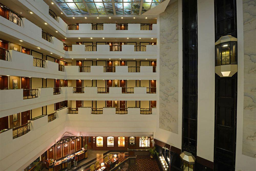 Sun-N-Sand Pune Exterior foto