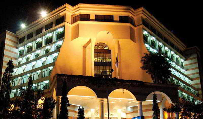 Sun-N-Sand Pune Exterior foto