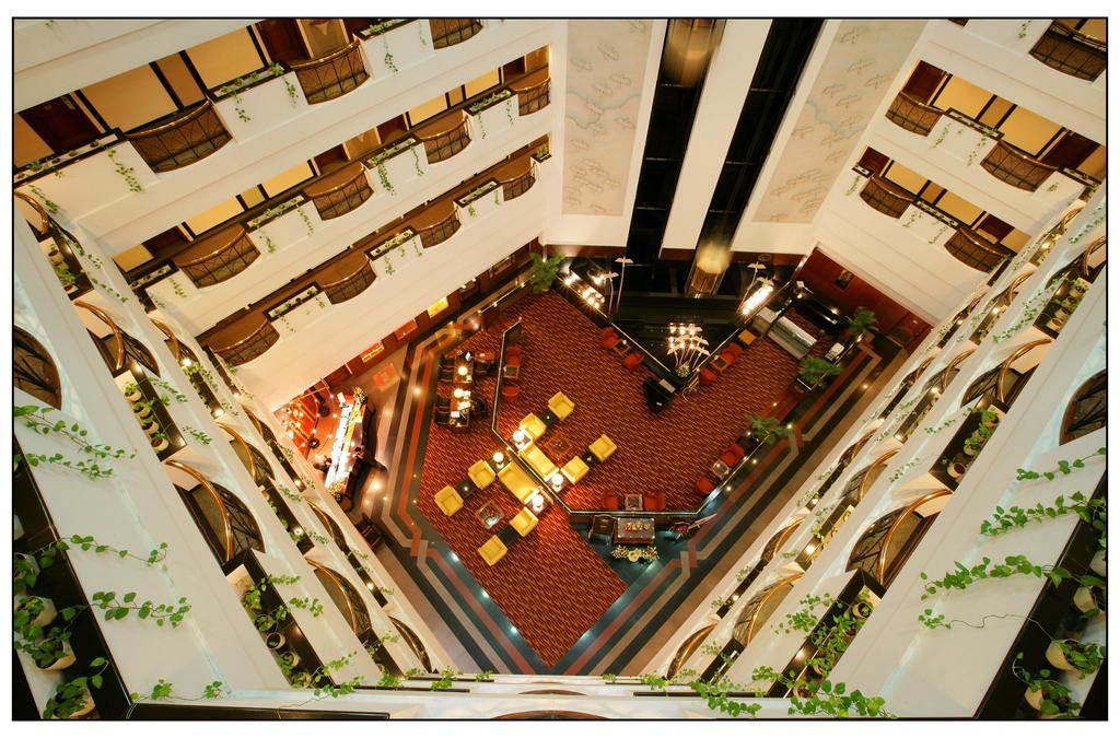 Sun-N-Sand Pune Exterior foto