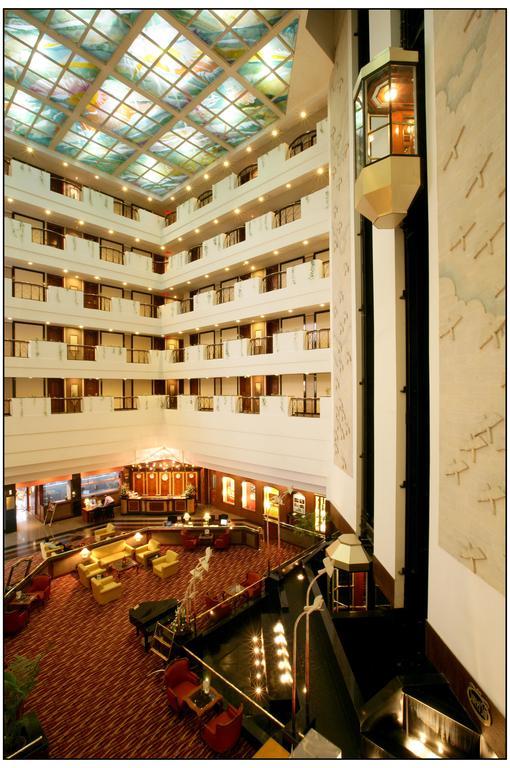 Sun-N-Sand Pune Exterior foto